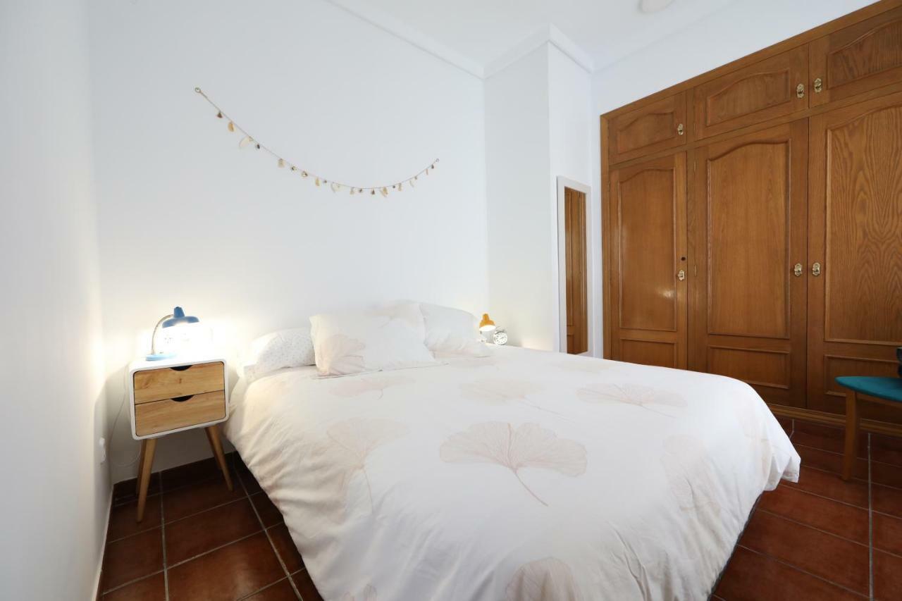 Cozy Apartment City Hall Alicante Exterior foto