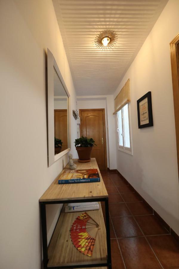 Cozy Apartment City Hall Alicante Exterior foto